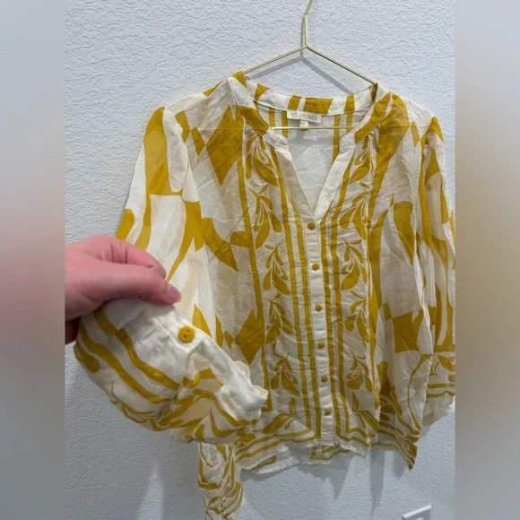 Anthropologie Fig and Flower Yellow floral abstract sheer Patterned Top - Picture 4 of 6